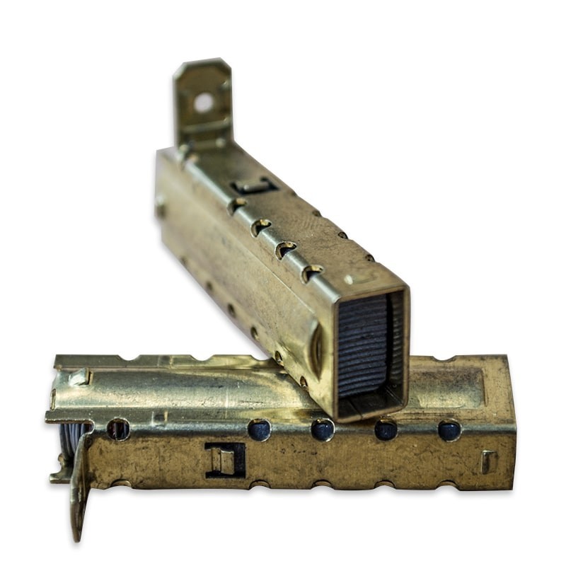 SET PERII COLECTOARE MOTOR CU CARCASA - Perii colectoare cu invelis metalic Carbuni pentru...